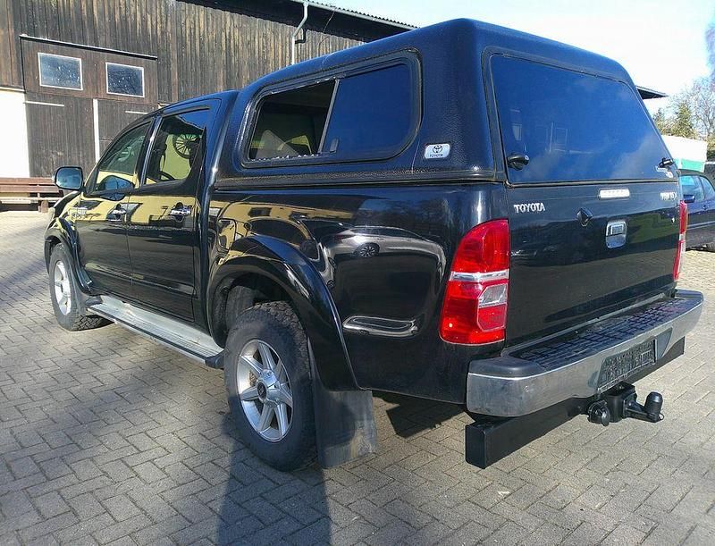 Gebraucht Toyota HiLux Executive 171 PS (125 kW) 2012 Schwarz Pickup