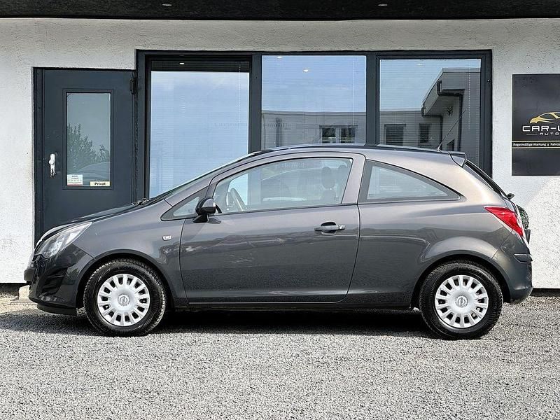 Gebraucht Opel Corsa Selection 69 PS (50 kW) 2014 Grau Kleinwagen