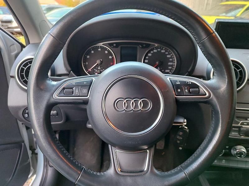 Gebraucht Audi A1 Sportback S-Line 125 PS (91 kW) 2016 Weiß Kleinwagen