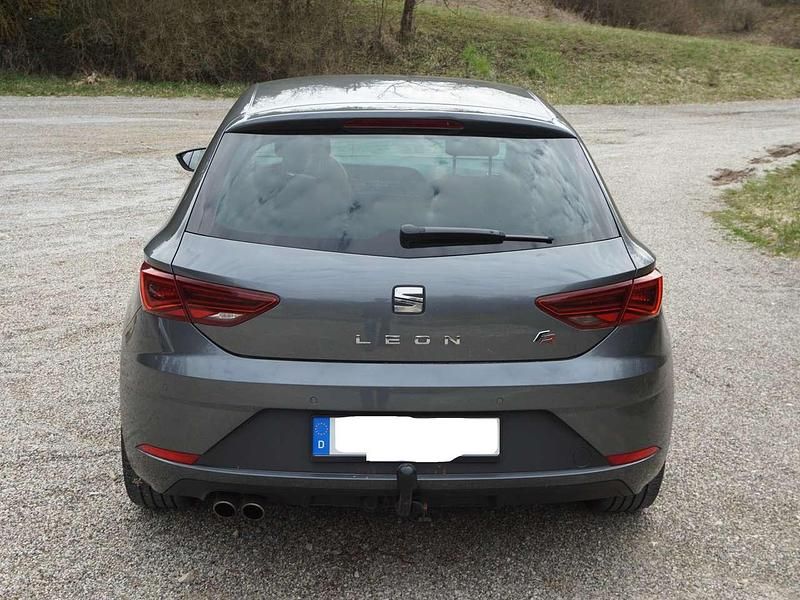 Gebraucht Seat Leon FR 150 PS (110 kW) 2017 Grau Limousine