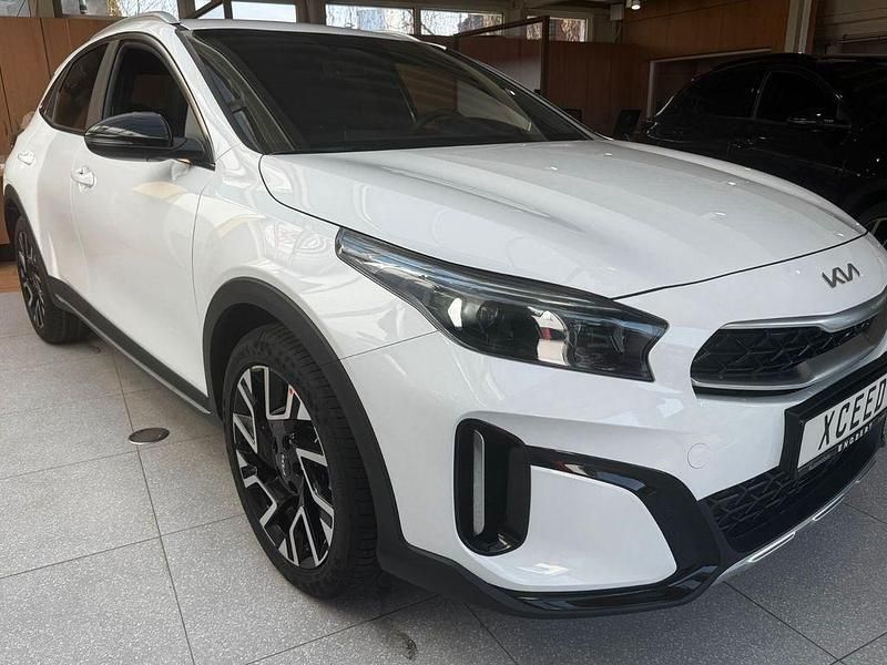 Neu Kia XCeed 150 PS (110 kW) 2026 Weiß SUV