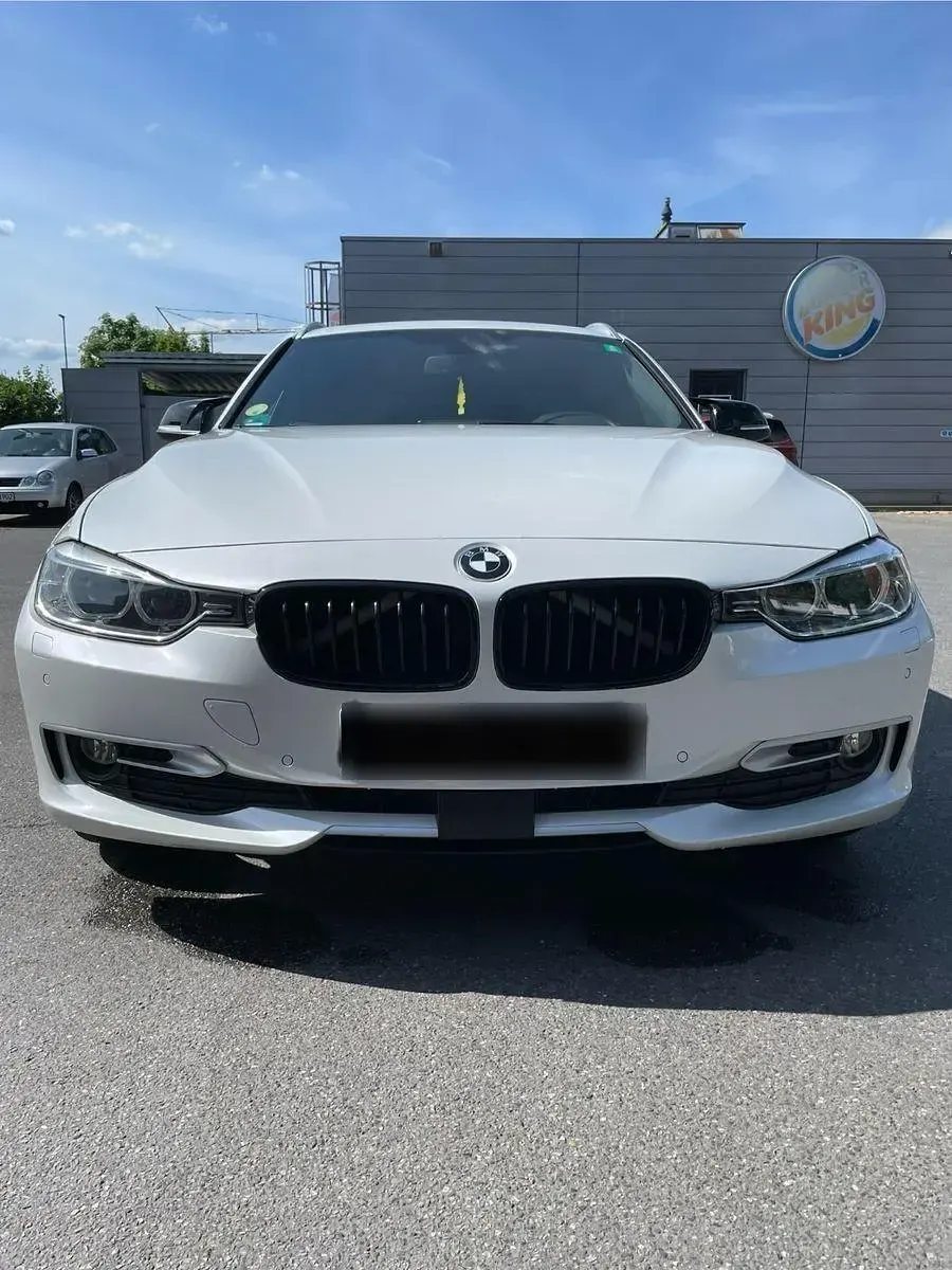 Gebraucht BMW 320 Performance 184 PS (135 kW) 2013 Weiß Limousine