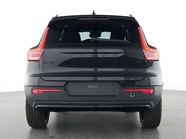 Gebraucht Volvo XC40 120 PS (88 kW) 2025 SUV