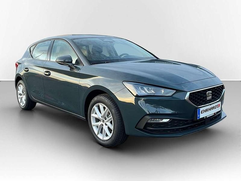 Neu Seat Leon Style 116 PS (85 kW) 2026 Fjord blau Limousine