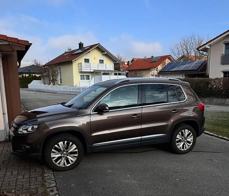 Braun Gebraucht 2013 VW Tiguan Life SUV | 12.500 € (Guter Preis) - Bild 1/4