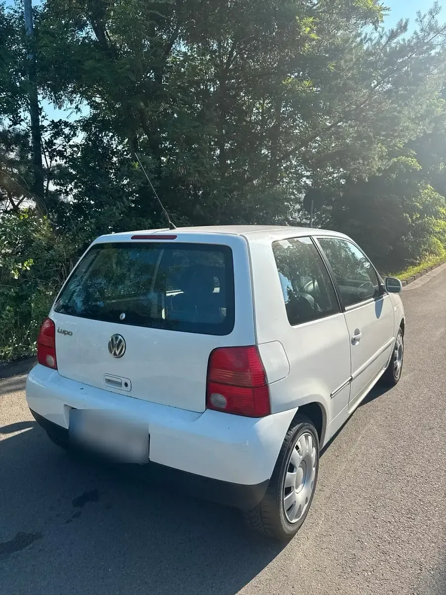 Gebraucht VW Lupo 50 PS (36 kW) 2002 Weiß Kleinwagen