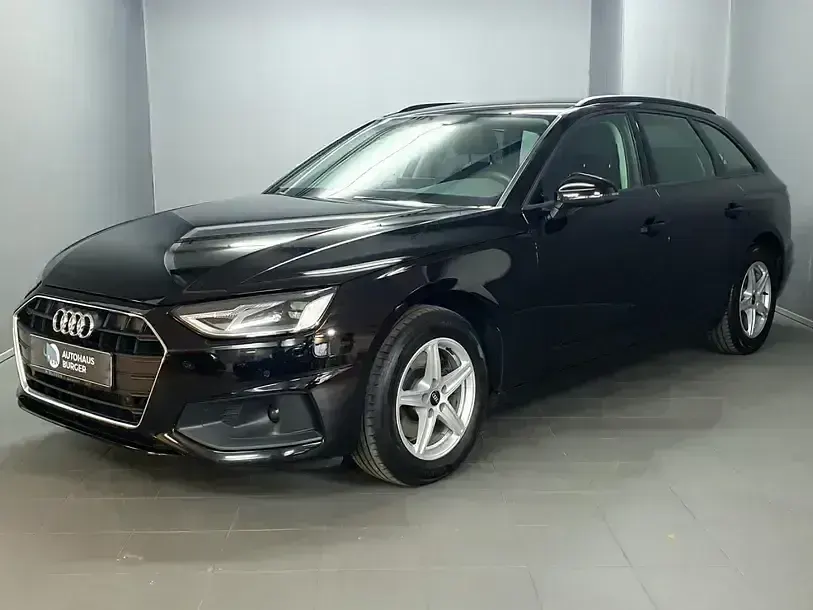 Gebraucht Audi A4 Design 163 PS (119 kW) 2022 Brillantschwarz Kombi
