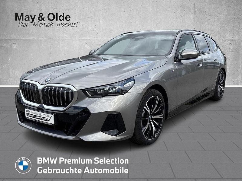 Grau Gebraucht 2025 BMW 520 Performance Limousine | 48.990 € (Superpreis) - Bild 1/4