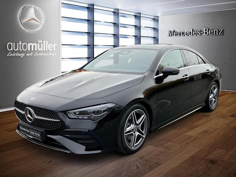 Schwarz Gebraucht 2024 Mercedes CLA180 AMG Limousine | 34.550 € (Etwas zu teuer) - Bild 1/3