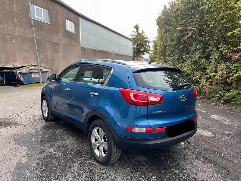 Blau Gebraucht 2012 Kia Sportage SUV | 7.800 € (Guter Preis) - Bild 1/4