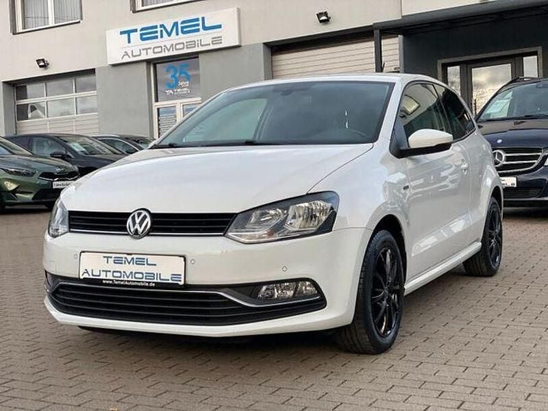 Gebraucht VW Polo LOUNGE 60 PS (44 kW) 2015 Weiß Limousine