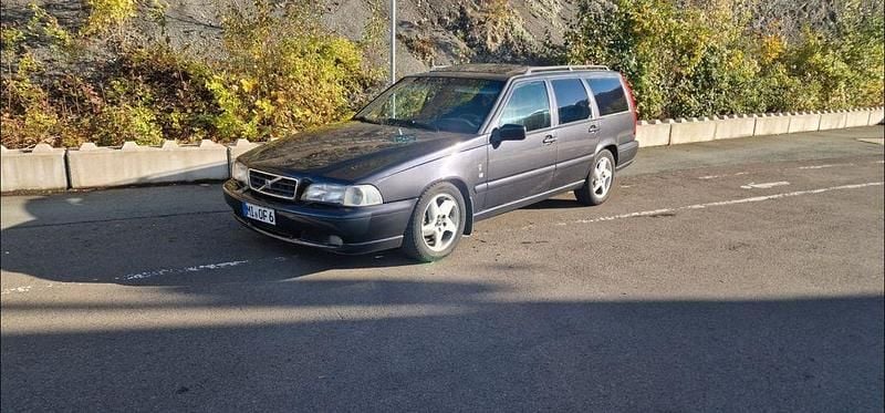 Gebraucht Volvo V70 193 PS (141 kW) 1997 Schwarz Kombi