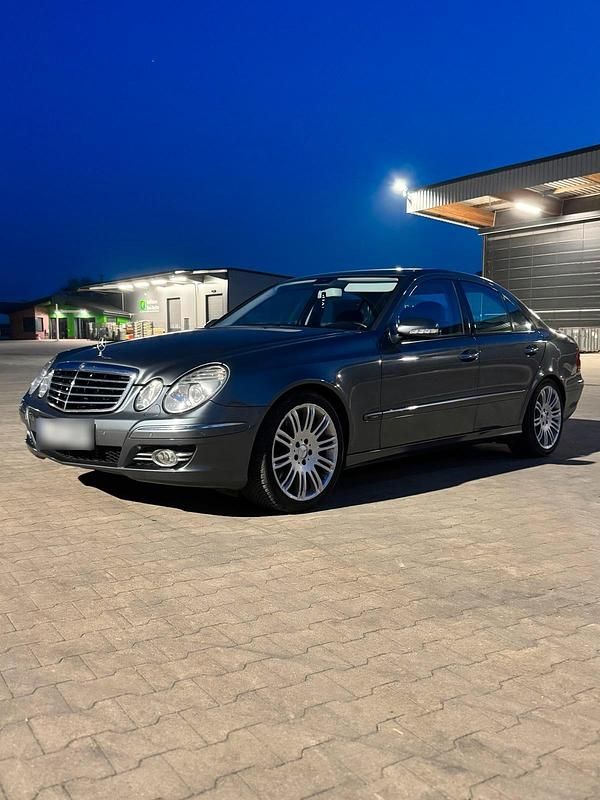 Gebraucht Mercedes E280 190 PS (139 kW) 2006 Limousine