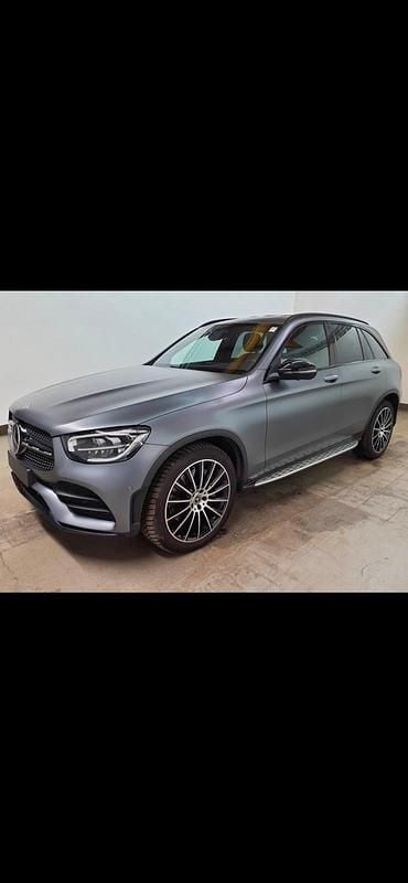 Grau Gebraucht 2021 Mercedes GLC400d AMG line SUV | 45.500 € (Fairer Preis) - Bild 1/4