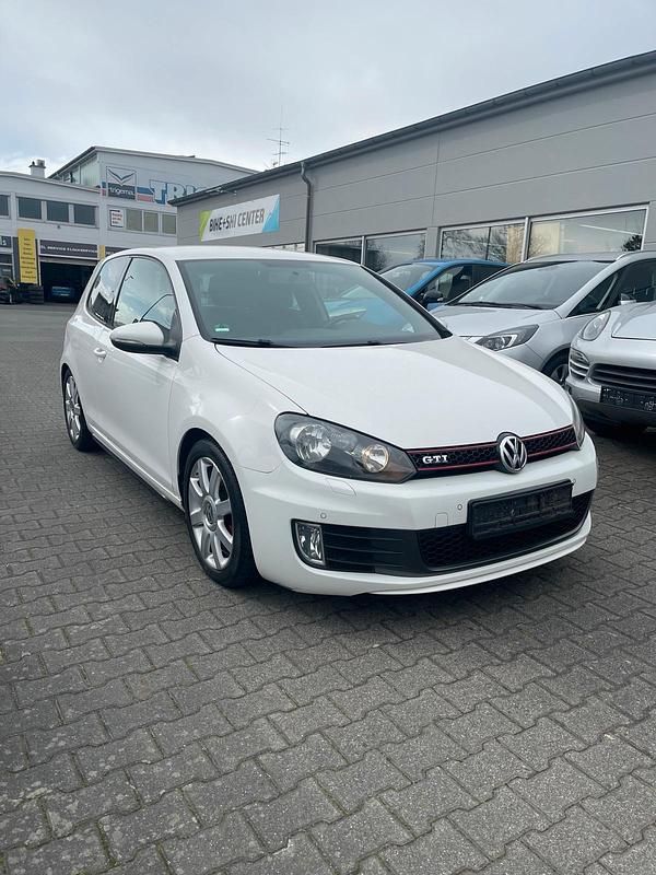 Gebraucht VW Golf VII GTI 211 PS (155 kW) 2012 Weiß Kleinwagen