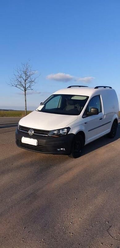 Weiß Gebraucht 2017 VW T6 Van | 9.600 € - Bild 1/4