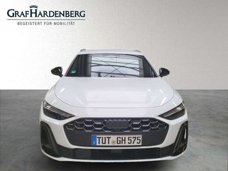 Gebraucht Audi A5 Sport 204 PS (150 kW) 2024 Weiß Coupé