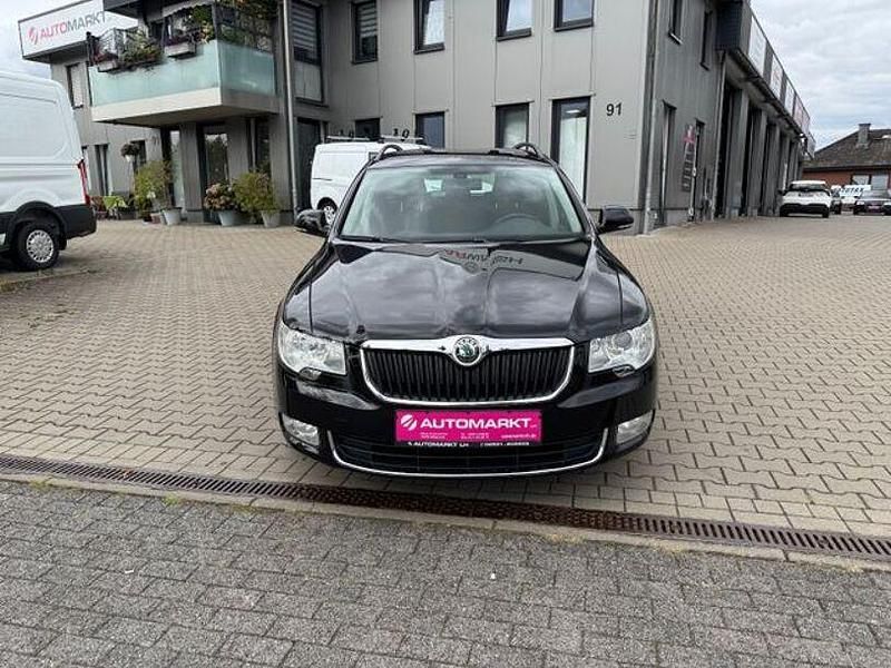 Gebraucht Skoda Superb Ambition 170 PS (125 kW) 2011 Schwarz Kombi