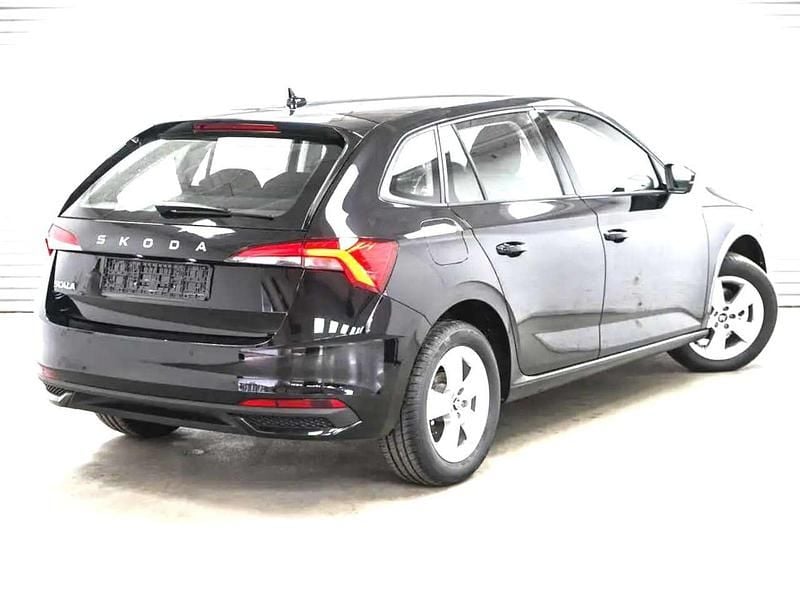 Neu Skoda Scala Selection 150 PS (110 kW) 2026 Black magic perleffekt Kleinwagen