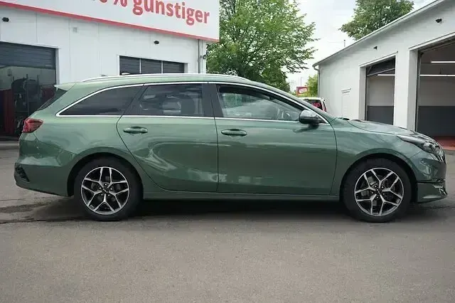 Gebraucht Kia Ceed 160 PS (117 kW) 2023 Andere Kleinwagen