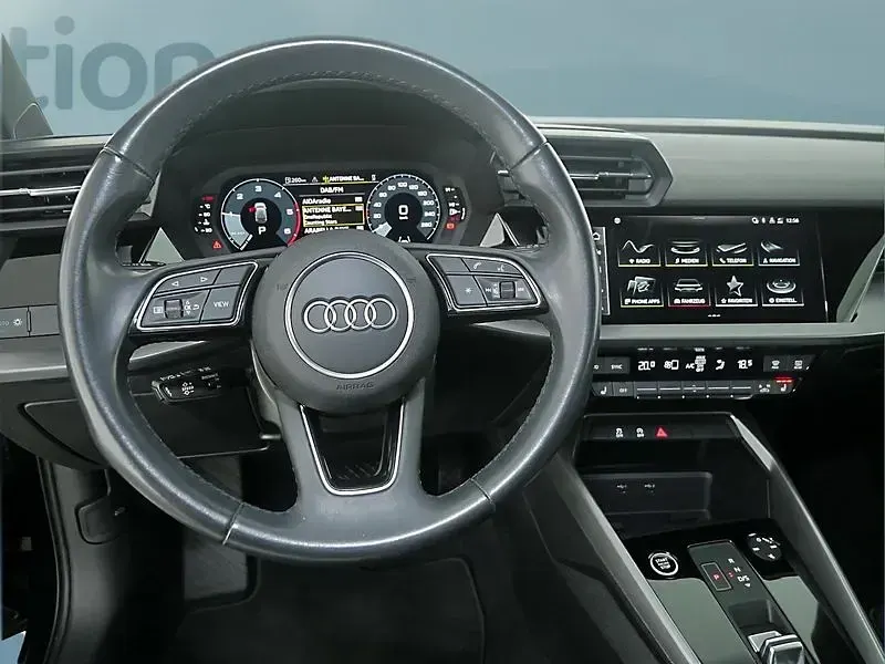Gebraucht Audi A3 Sportback 116 PS (85 kW) 2023 Schwarz Kleinwagen