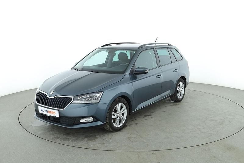 Grau Gebraucht 2021 Skoda Fabia Style Kombi | 17.230 € (Fairer Preis) - Bild 1/3