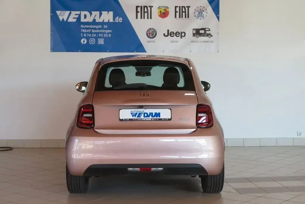 Gebraucht Fiat 500e Icon 86 kW (118 PS) 2022 Rot Limousine