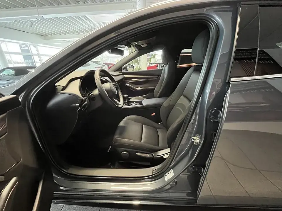 Neu Mazda 3 Homura-Line 140 PS (102 kW) 2025