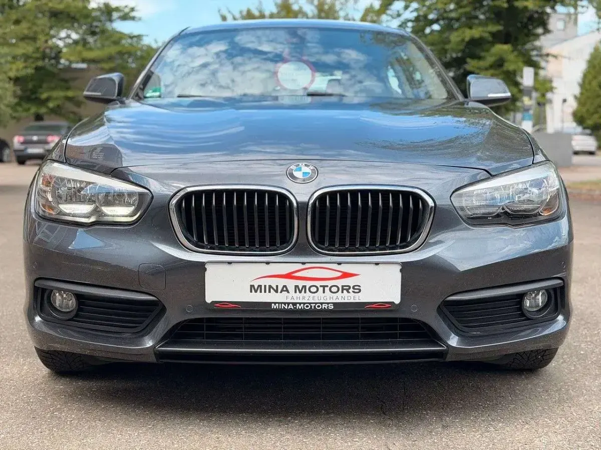 Gebraucht BMW 116 Advantage 116 PS (85 kW) 2017 Grau Kleinwagen