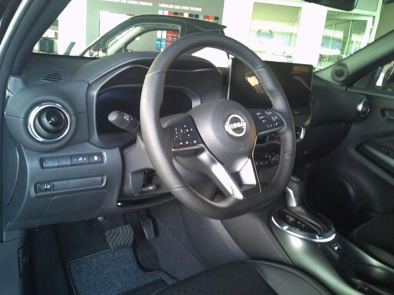 Neu Nissan Juke N-Connecta 143 PS (105 kW) 2025 Schwarz SUV