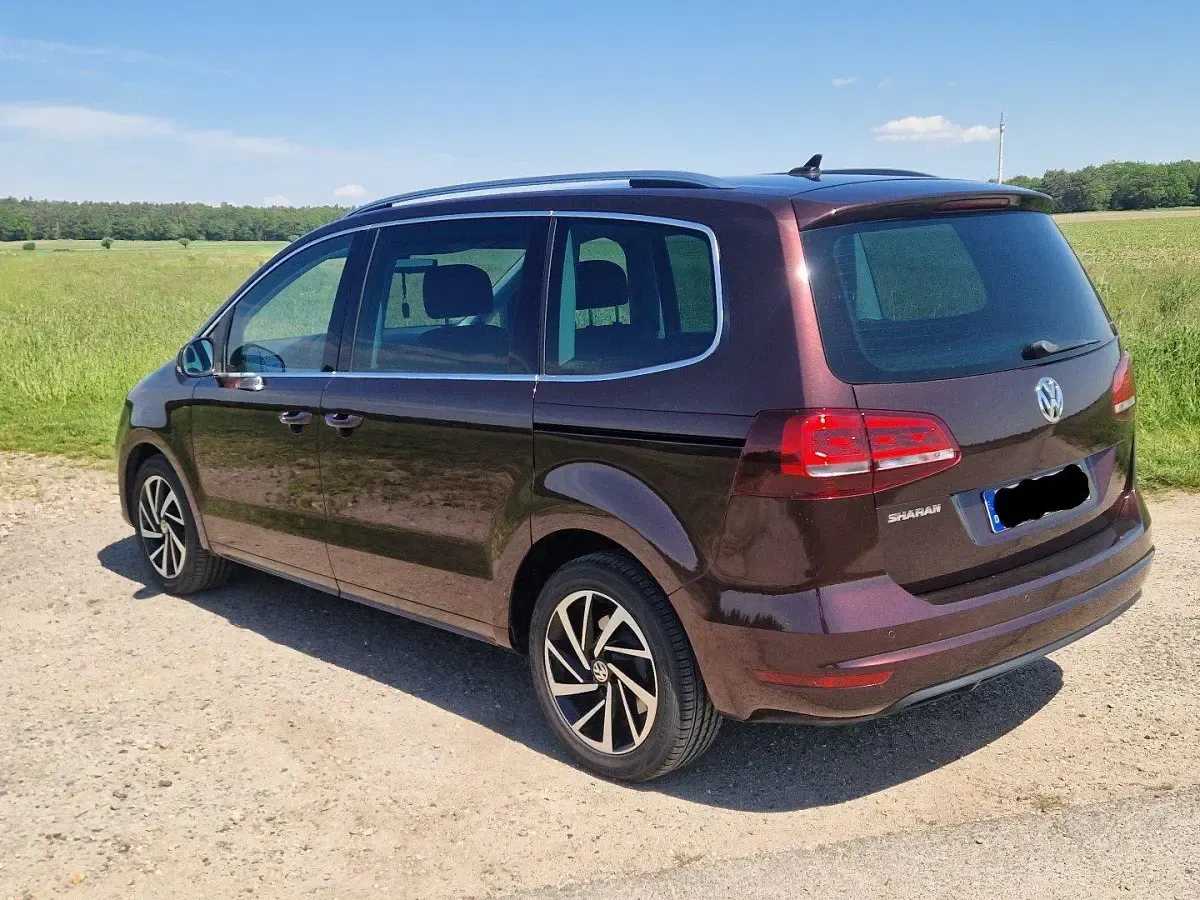 Gebraucht VW Sharan Comfortline 150 PS (110 kW) 2018 Van / Kleinbus