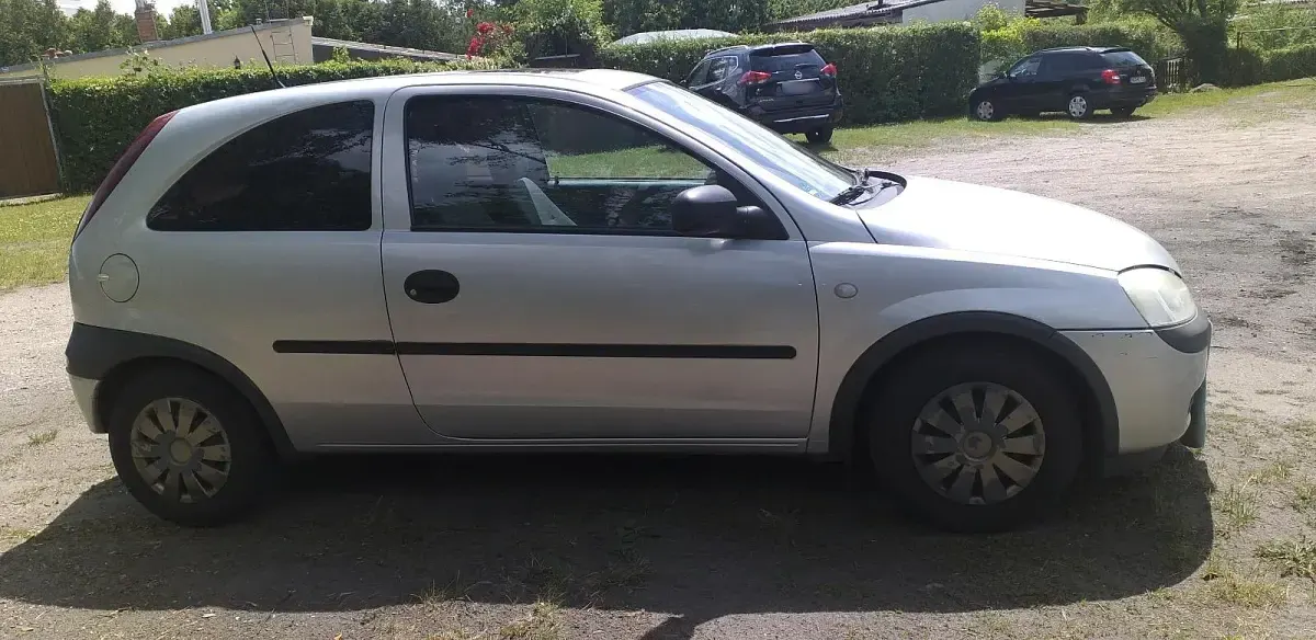 Gebraucht Opel Corsa 75 PS (55 kW) 2001 Silber Kleinwagen