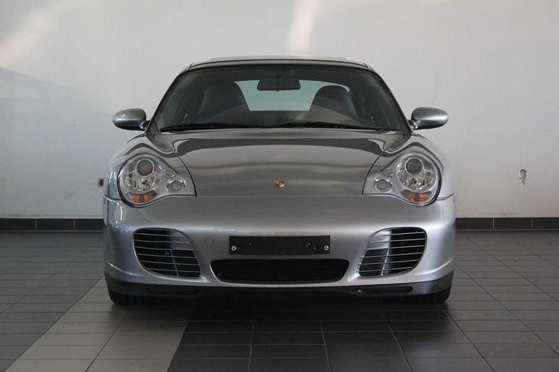 Używany Porsche 996 345 KM (253 kW) 2004 Srebrny Coupe