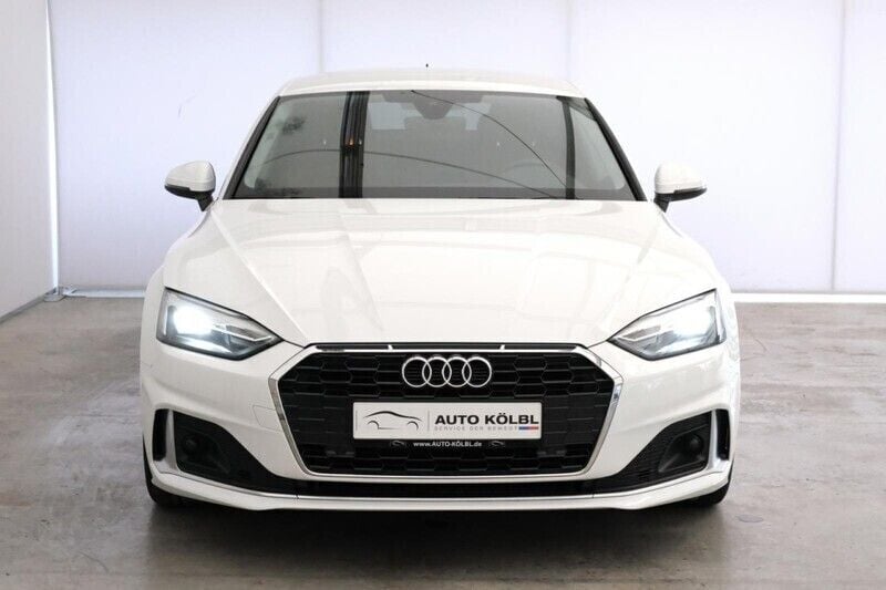 Gebraucht Audi A5 Sportback Advanced 204 PS (150 kW) 2021 Weiß Kleinwagen