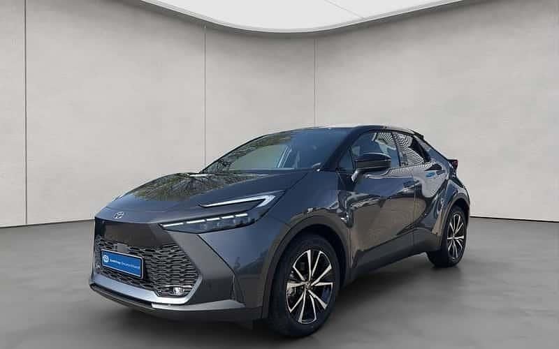 Grau Gebraucht 2025 Toyota C-HR SUV | 37.240 € (Guter Preis) - Bild 1/4