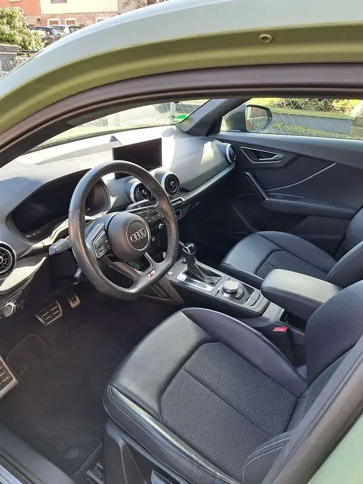 Gebraucht Audi SQ2 300 PS (220 kW) 2021 SUV