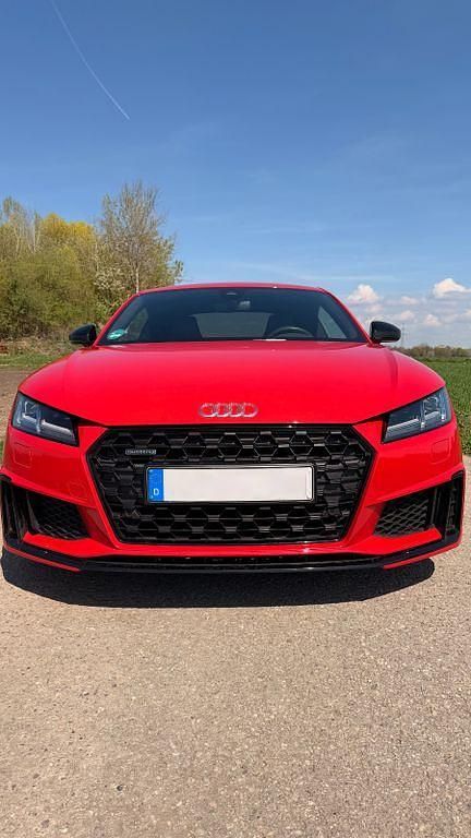 Gebraucht Audi TT S-Line 245 PS (180 kW) 2019 Rot Coupé
