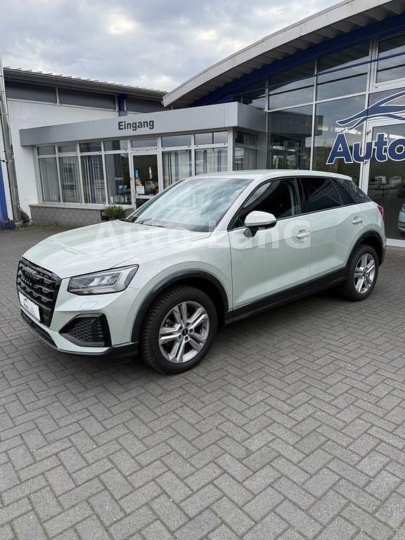 Gebraucht Audi Q2 Advanced 150 PS (110 kW) 2025 Silber SUV