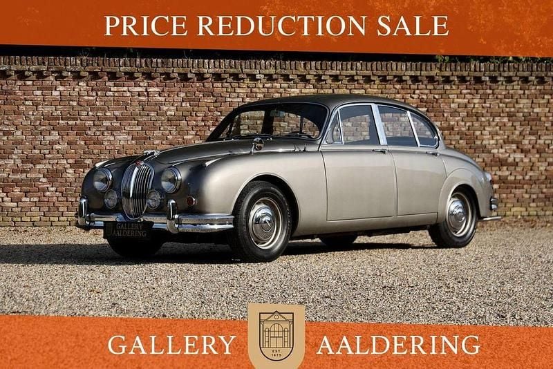 Grau Gebraucht 1966 Jaguar MK II Limousine | 25.500 € - Bild 1/4