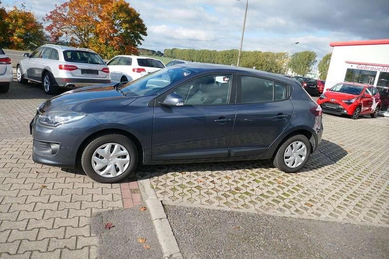 Gebraucht Renault Mégane 110 PS (80 kW) 2015 Grey titanium Limousine