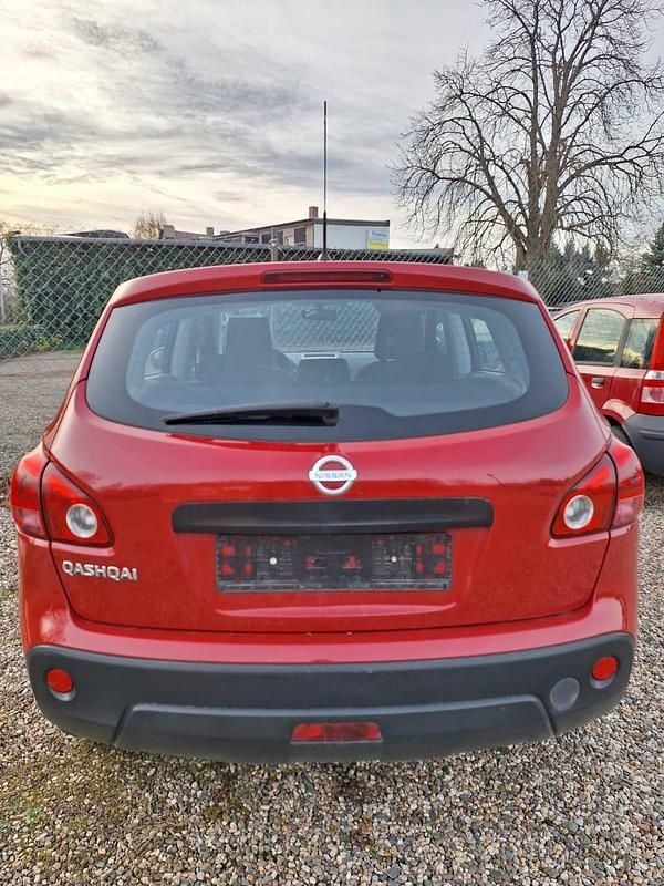 Gebraucht Nissan Qashqai 115 PS (84 kW) 2009 Rot SUV