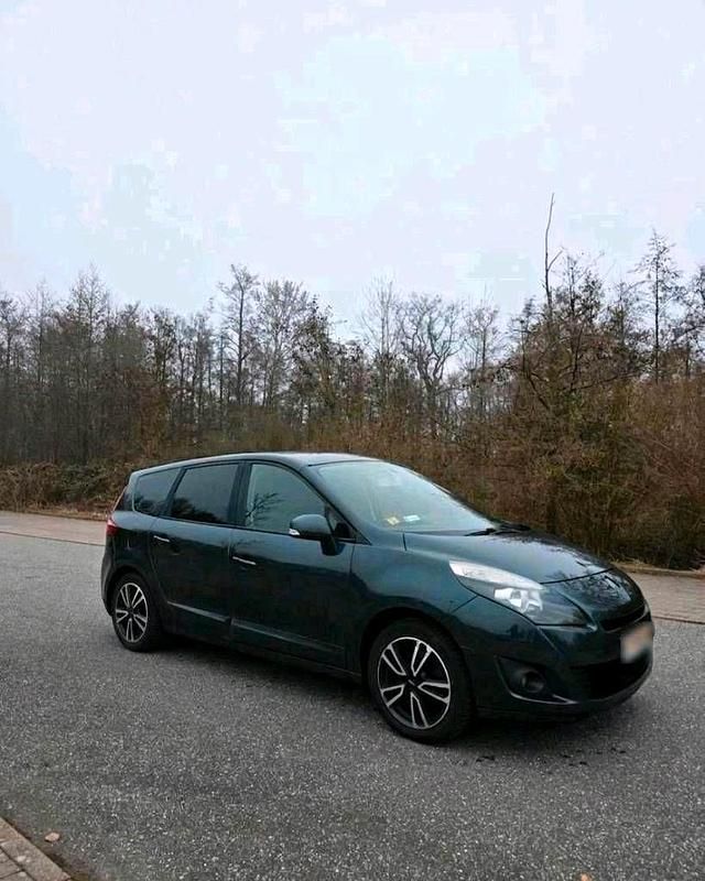 Gebraucht Renault Scénic III 110 PS (80 kW) 2010 Van / Kleinbus