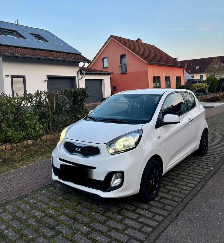 Gebraucht Kia Picanto 69 PS (50 kW) 2014 Weiß Kleinwagen