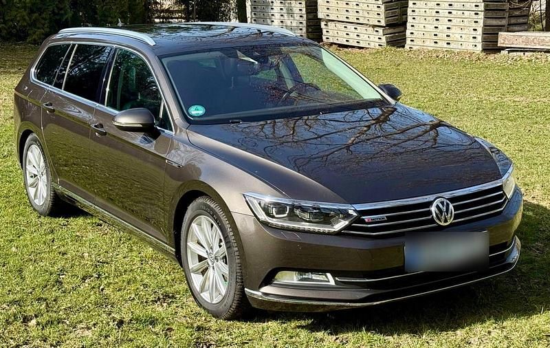Gebraucht VW Passat Highline 239 PS (175 kW) 2016 Braun Kombi