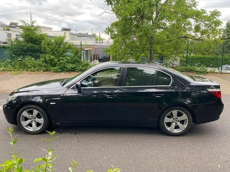 Gebraucht BMW 530 Performance 258 PS (189 kW) 2006 Schwarz Limousine
