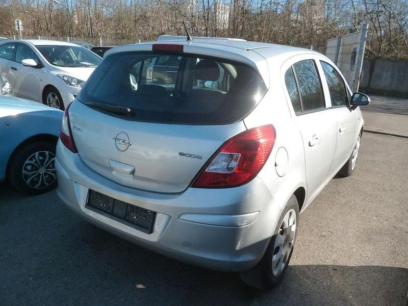 Gebraucht Opel Corsa Edition 75 PS (55 kW) 2009 Silber Kleinwagen