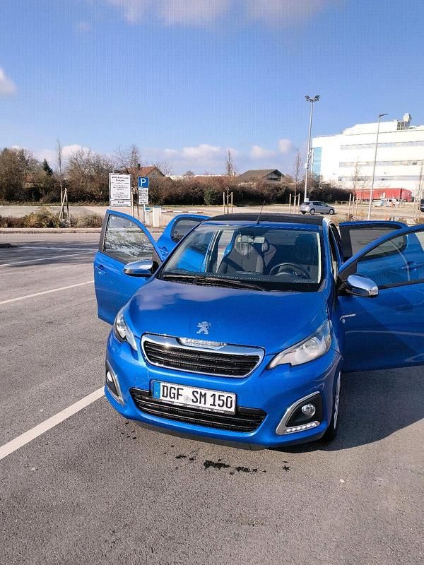 Blau Gebraucht 2019 Peugeot 108 Limousine | 7.200 € (Guter Preis) - Bild 1/4