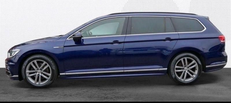 Gebraucht VW Passat R-line 190 PS (139 kW) 2018 Blau Limousine