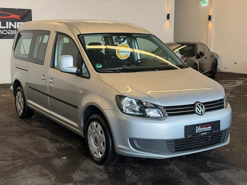 Gebraucht VW Caddy Maxi Trendline 102 PS (75 kW) 2015 Silber Van / Kleinbus