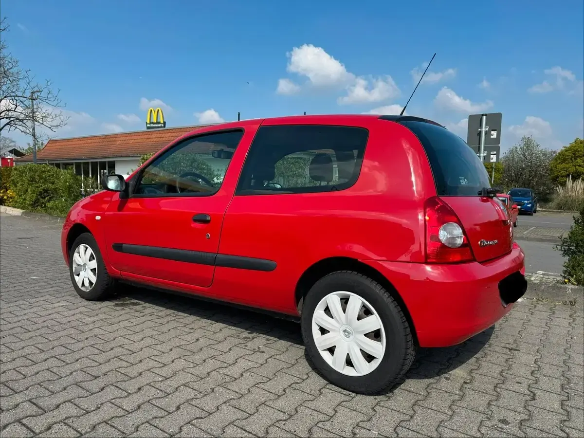 Gebraucht Renault Clio 59 PS (43 kW) 2008 Rot Kleinwagen